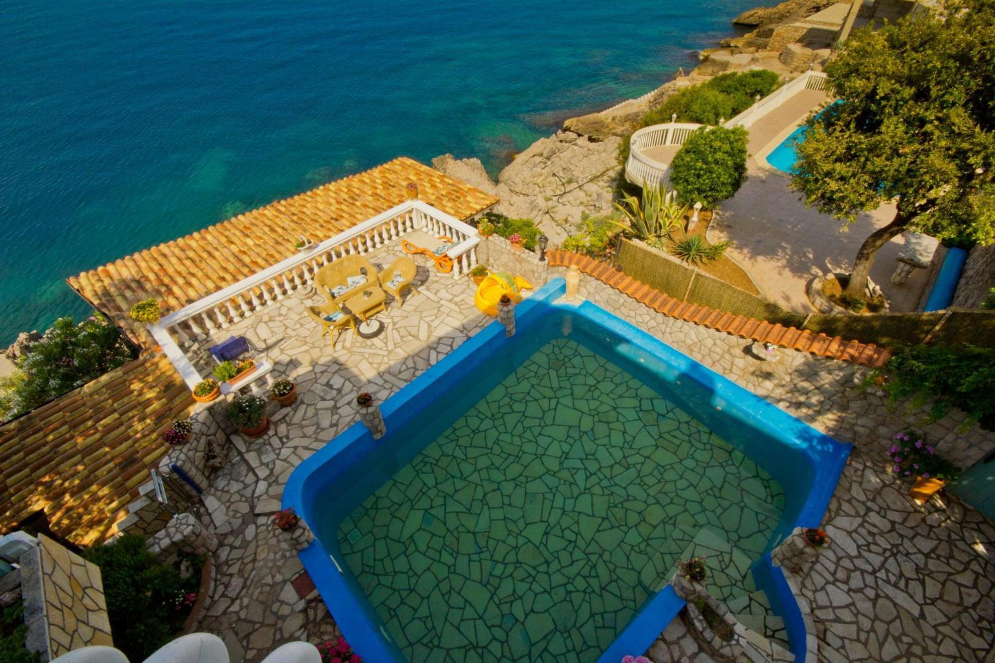 Vila Dora Dobra Voda Luaran gambar