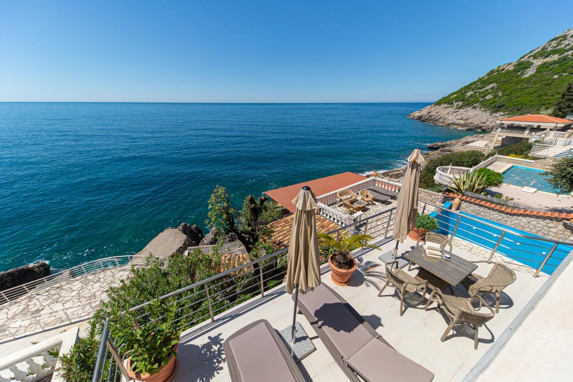 Vila Dora Dobra Voda Luaran gambar